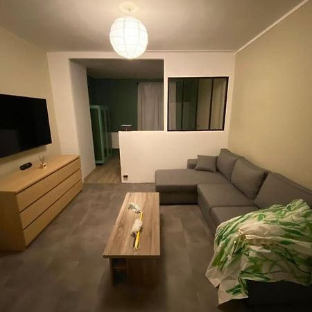 Detente Au Centre-Ville - Lons-Le-Saunier Exteriör bild